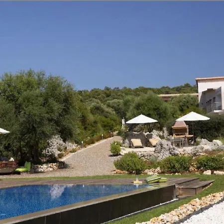 Del Mar 18 Guests - - Front Evgiros